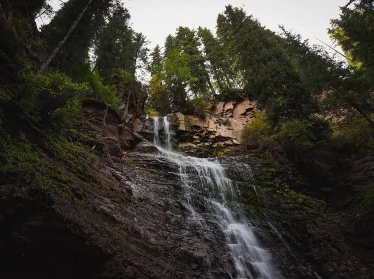 Kok Jaiyk Valley Waterfall