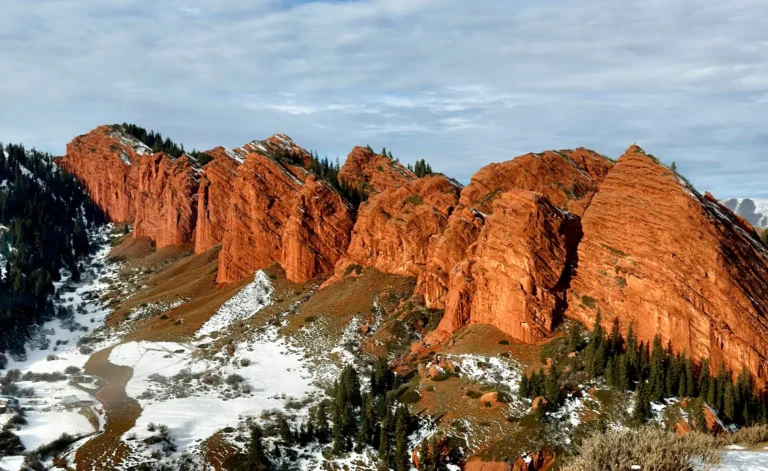 Jeti Oguz in winter